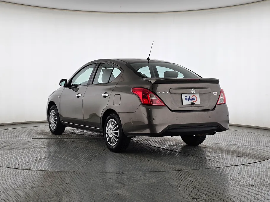 2022 Nissan Sunny SV 