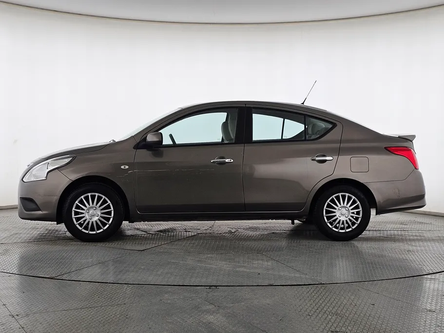 2022 Nissan Sunny SV 