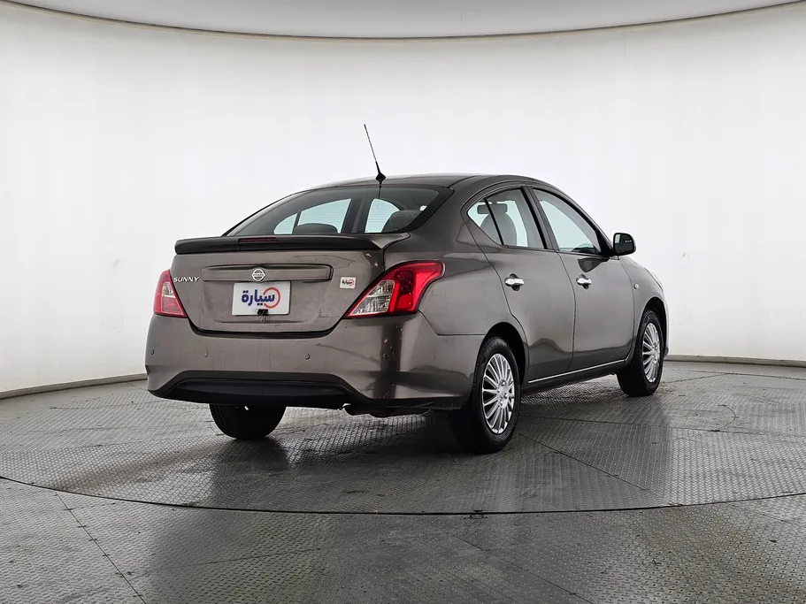 2022 Nissan Sunny SV 