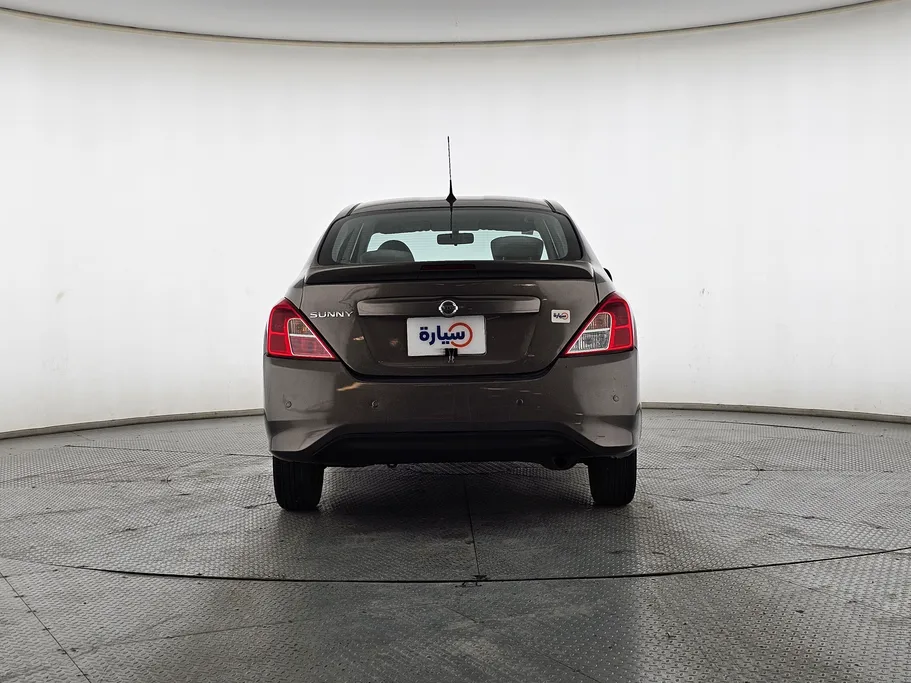 2022 Nissan Sunny SV 
