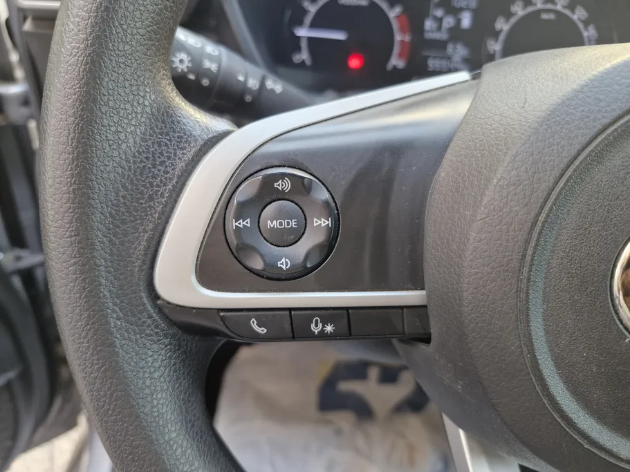 2024 Toyota Raize XLE 