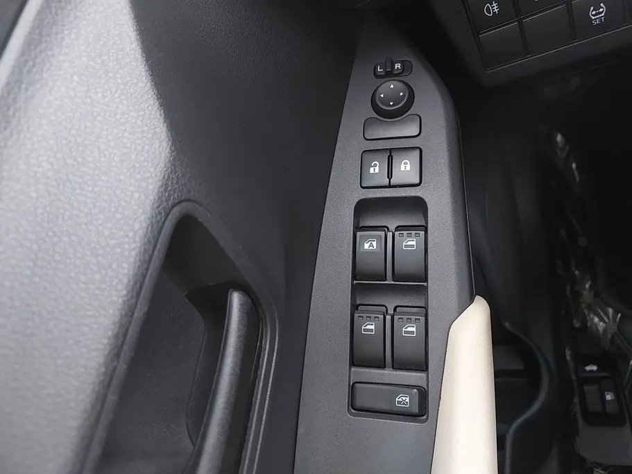 تويوتا يارس Y Plus 2024 