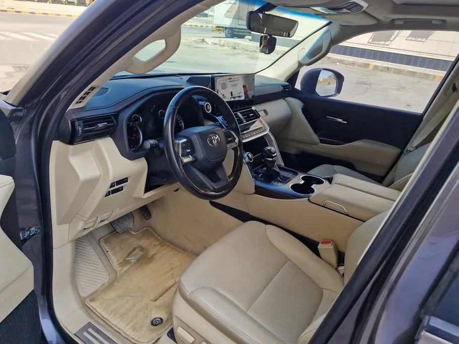 2023 Toyota Land Cruiser GXR4 