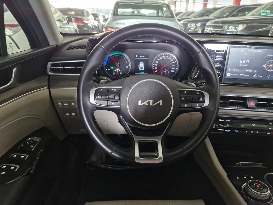 2023 Kia K5 GLS 