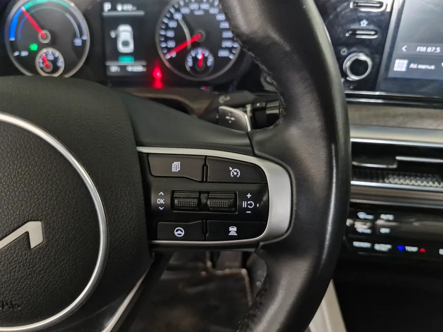 2023 Kia K5 GLS 