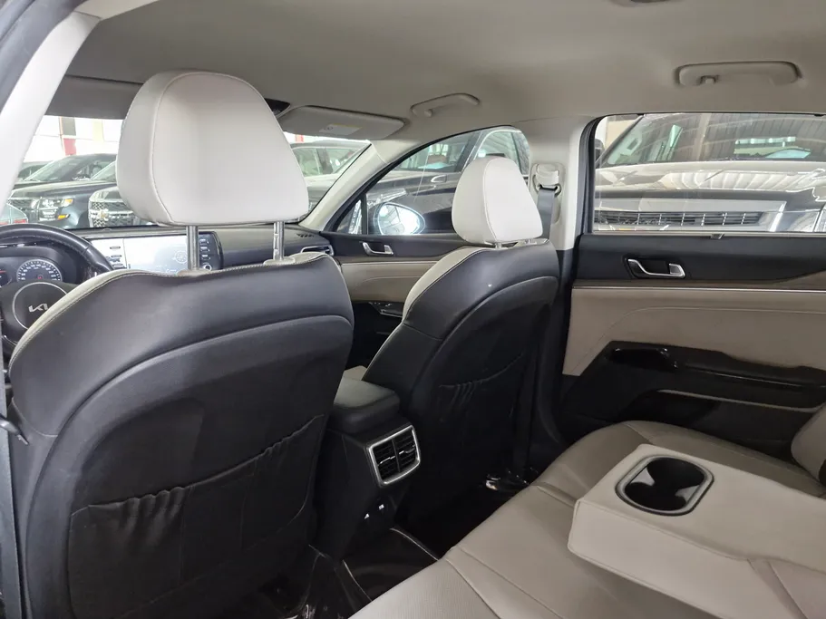 2023 Kia K5 GLS 