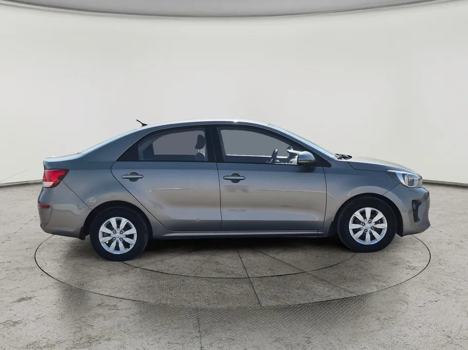 2022 Kia Pegas LX 