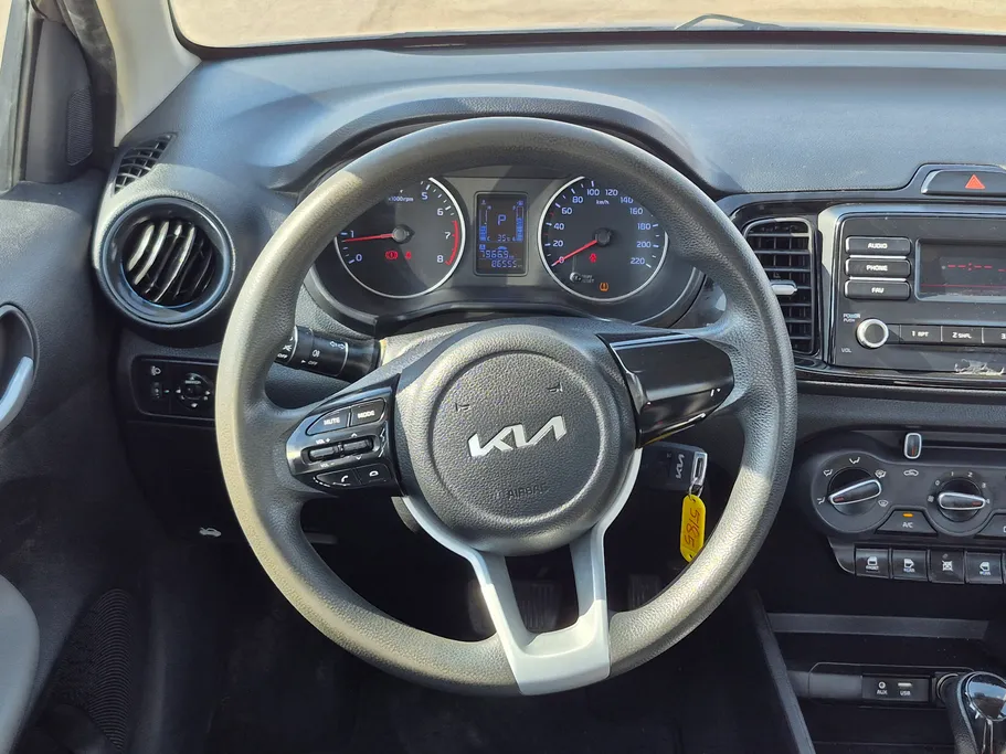 2022 Kia Pegas LX 