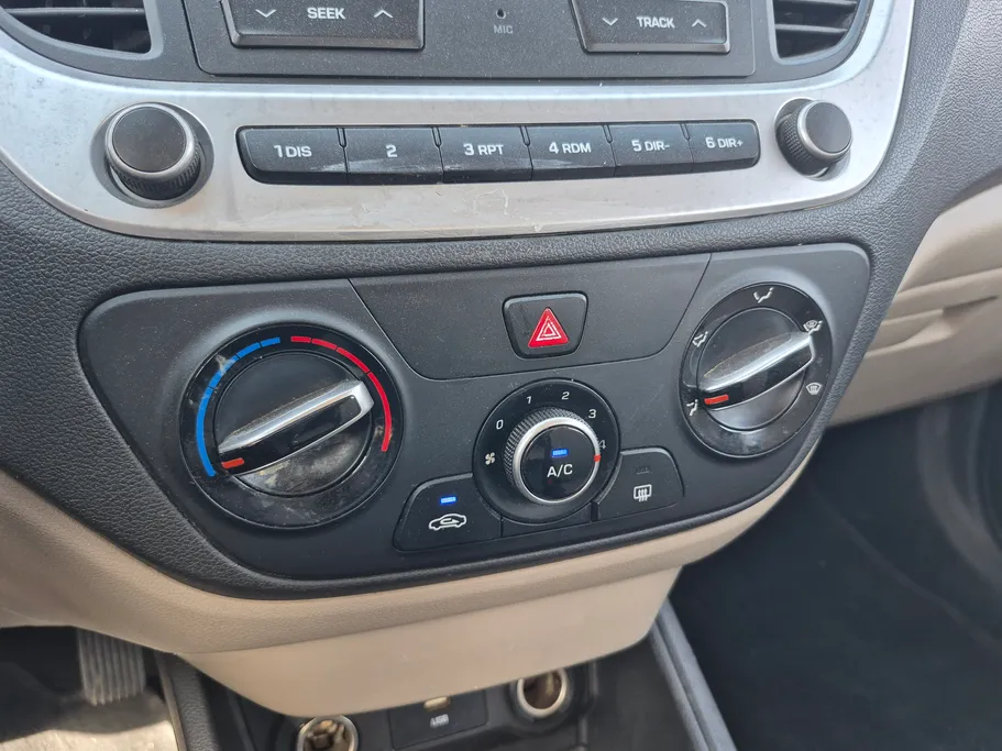 2023 Hyundai Accent Smart