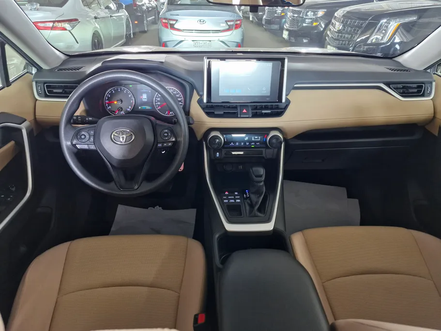 2023 Toyota RAV4 LE 