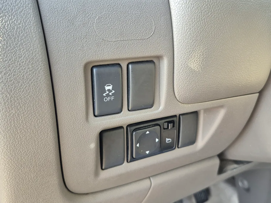 2023 Nissan Sunny SV Comfort 