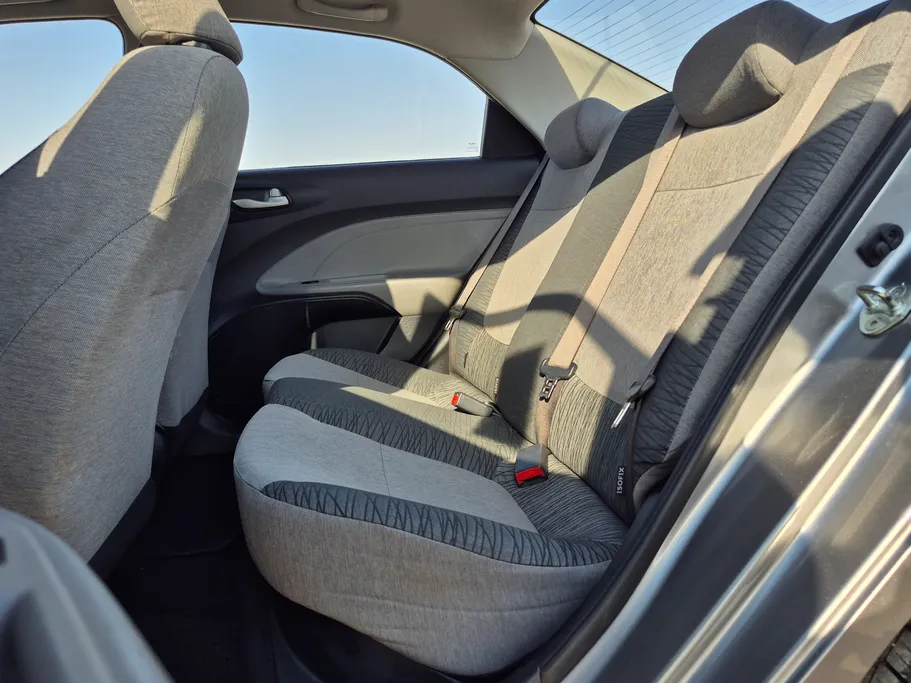 2022 Kia Pegas LX 