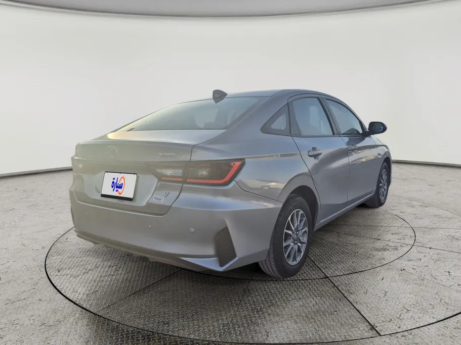 2023 Toyota Yaris  Y 