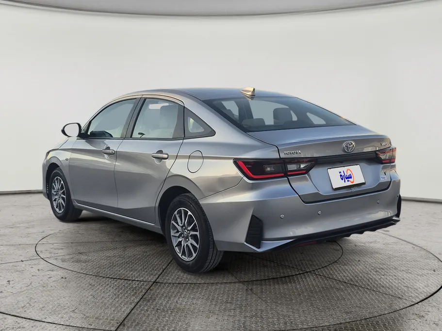 2023 Toyota Yaris  Y 