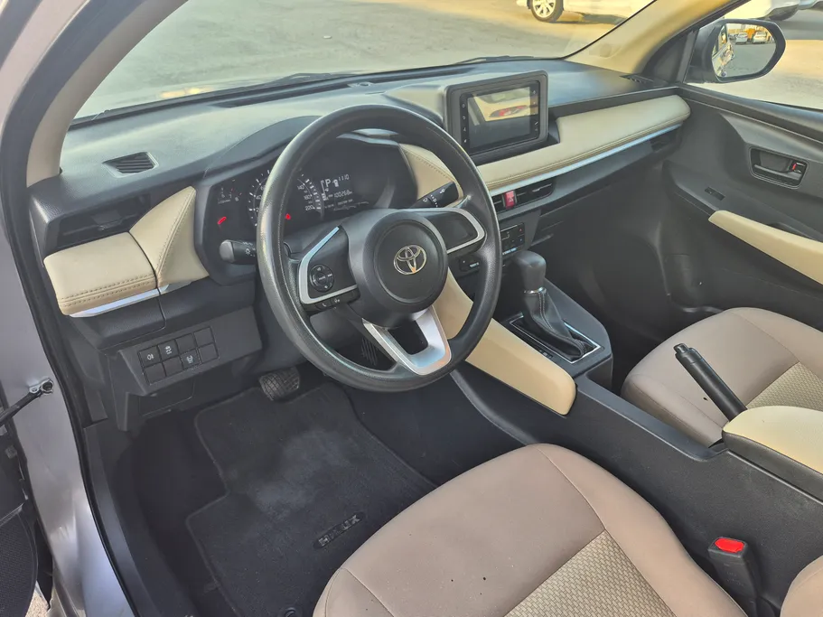 2023 Toyota Yaris  Y 