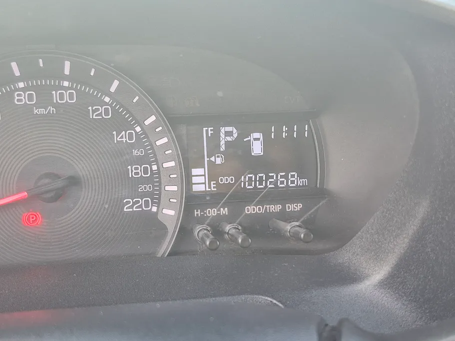 2023 Toyota Yaris  Y 