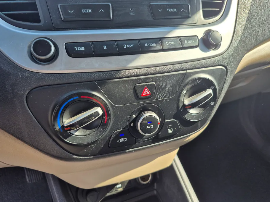 2022 Hyundai Accent Smart 