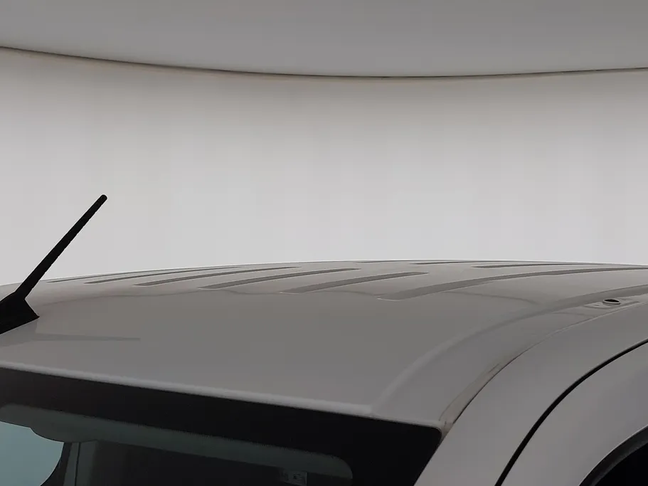 2023 Peugeot Partner Short van 