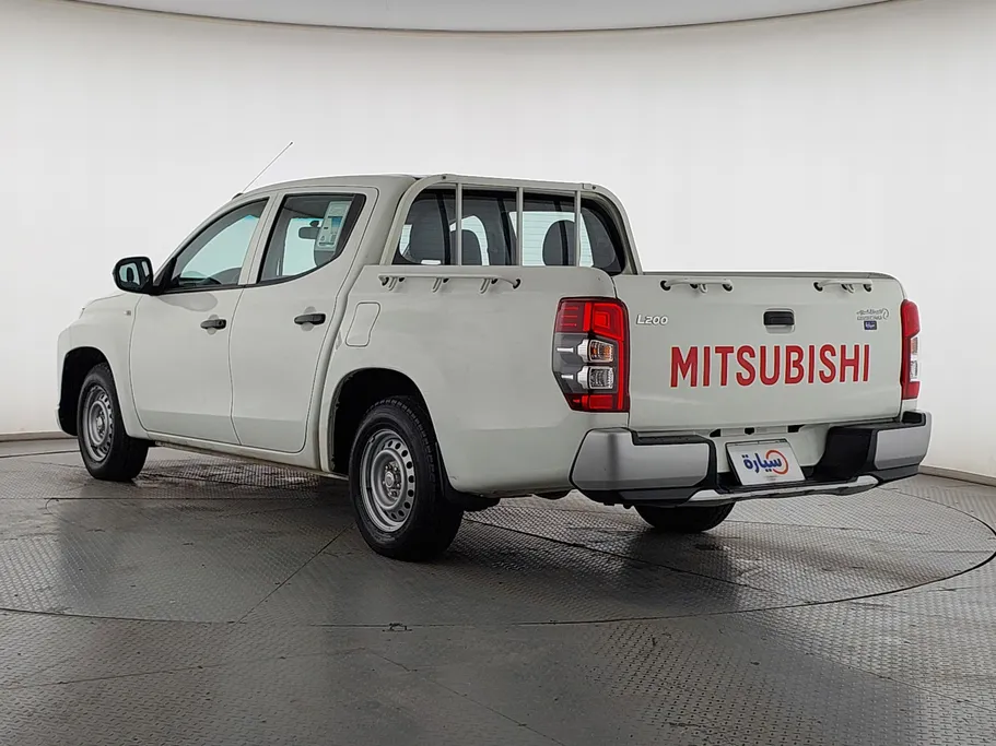 2022 Mitsubishi L200 DC 4x2 