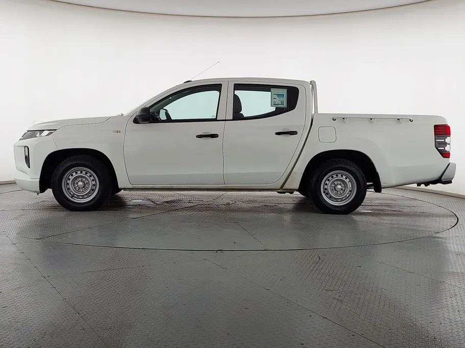 2022 Mitsubishi L200 DC 4x2 