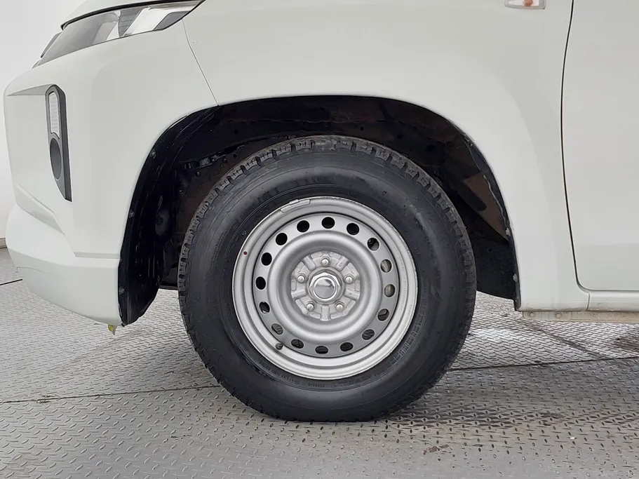2022 Mitsubishi L200 DC 4x2 