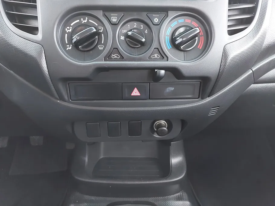 2022 Mitsubishi L200 DC 4x2 