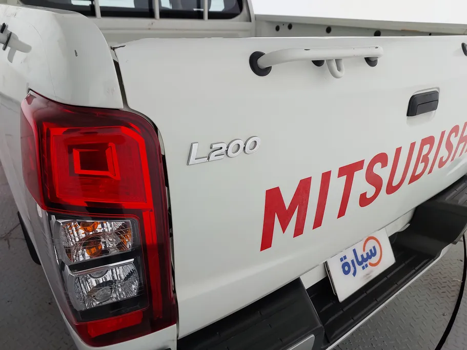 2022 Mitsubishi L200 DC 4x2 