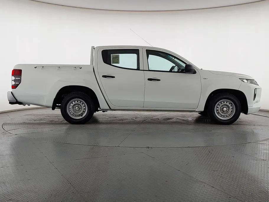 ميتسوبيشي L200 DC 4x2 2022 