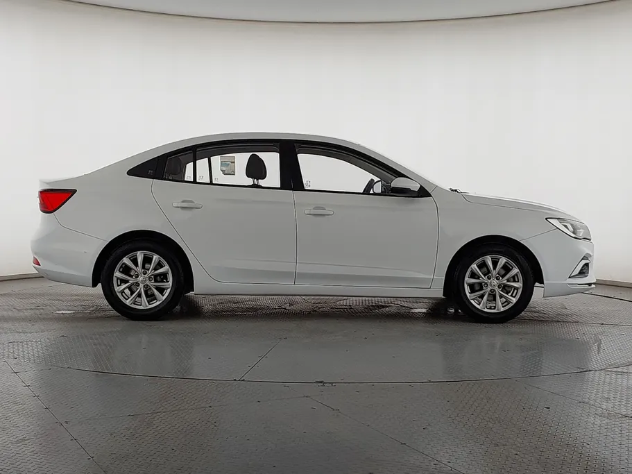 2023 MG 5 STD 