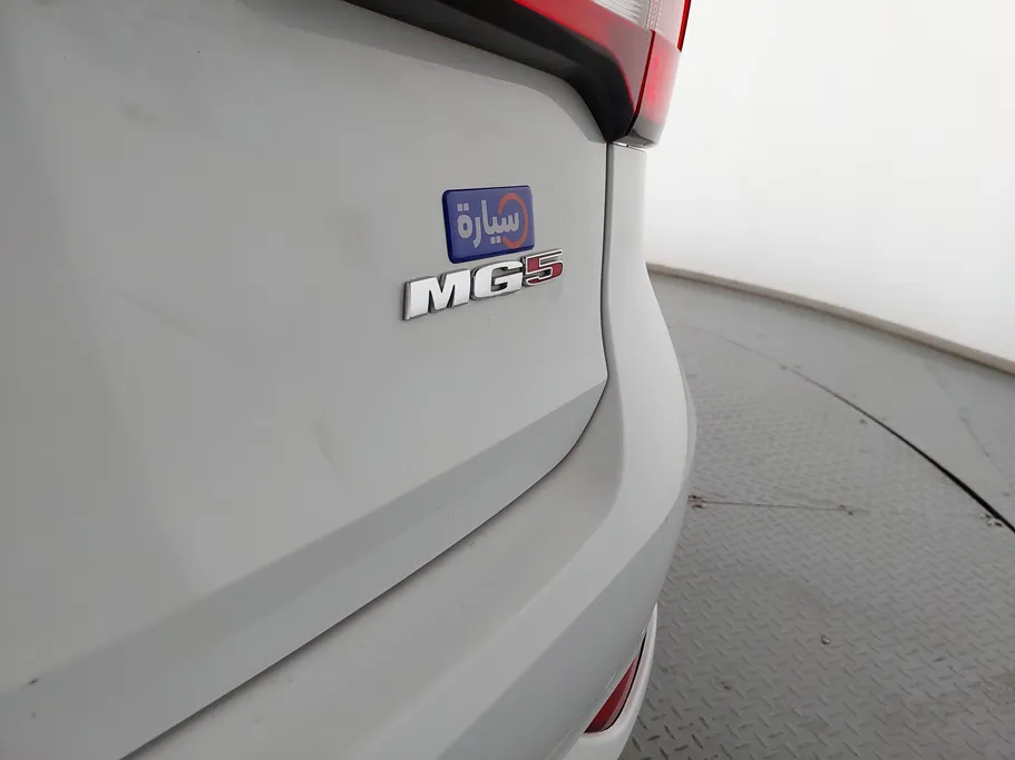 2023 MG 5 STD 