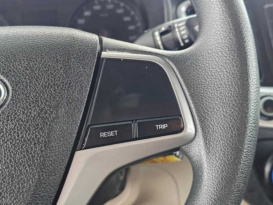 2023 Hyundai Accent Smart 