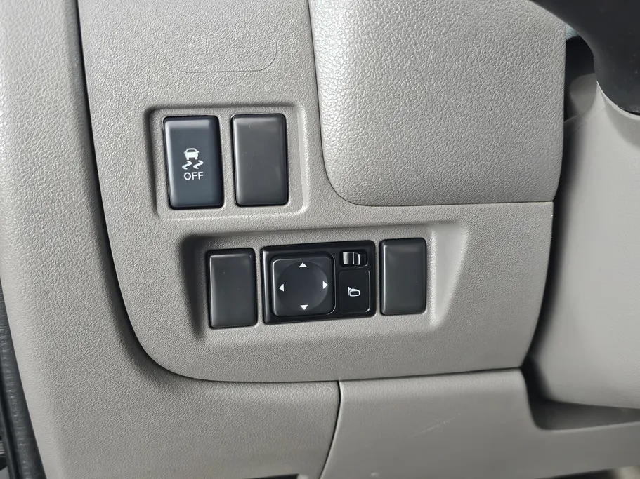 2023 Nissan Sunny SV Comfort 