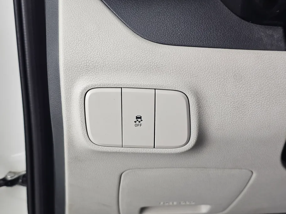 هيونداي Grand i10 فلييت 2023 