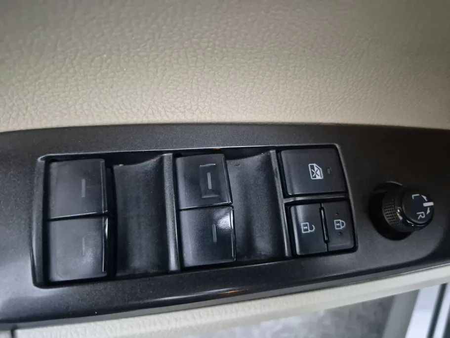 2022 Toyota Camry  LE 