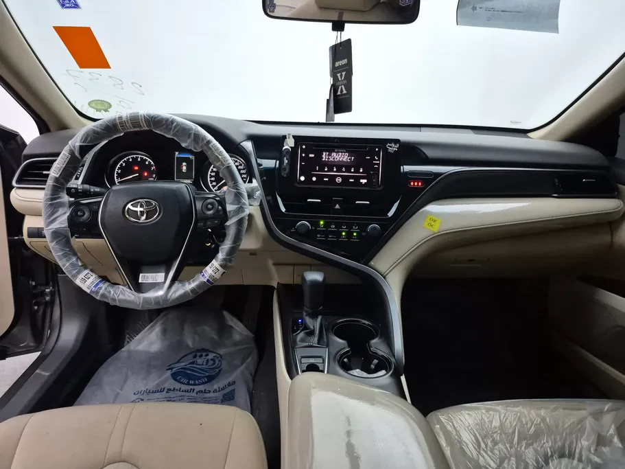2022 Toyota Camry  LE 