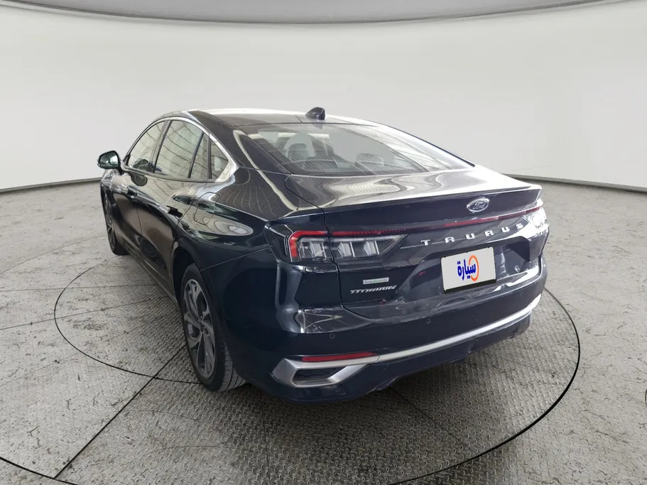 2023 Ford Taurus Titanium 