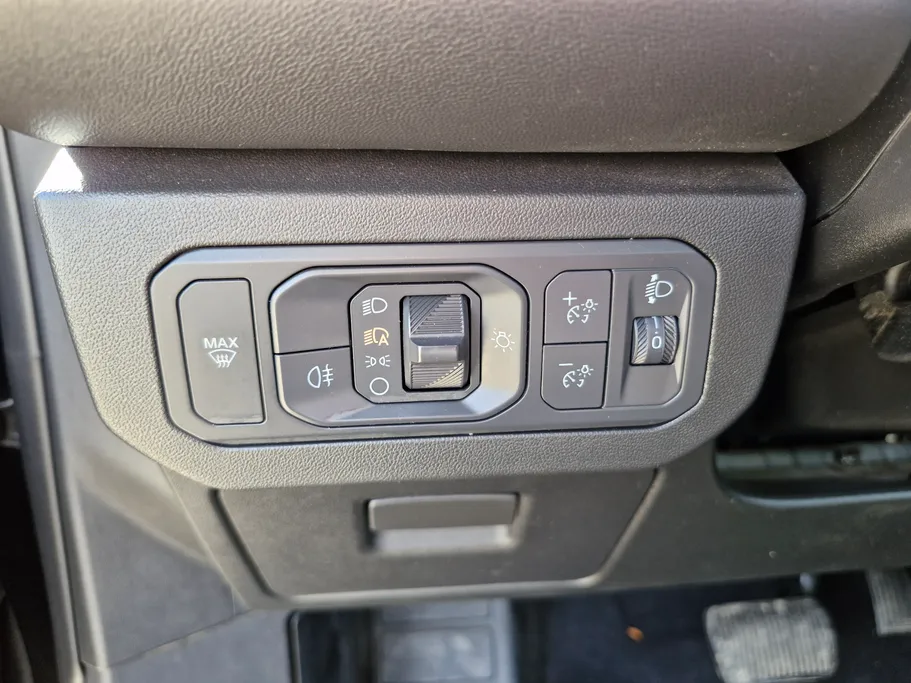 2023 Ford Taurus Titanium 