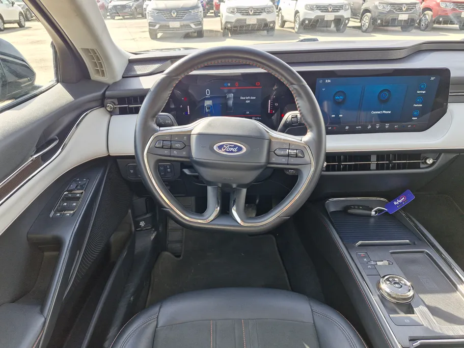 2023 Ford Taurus Titanium 