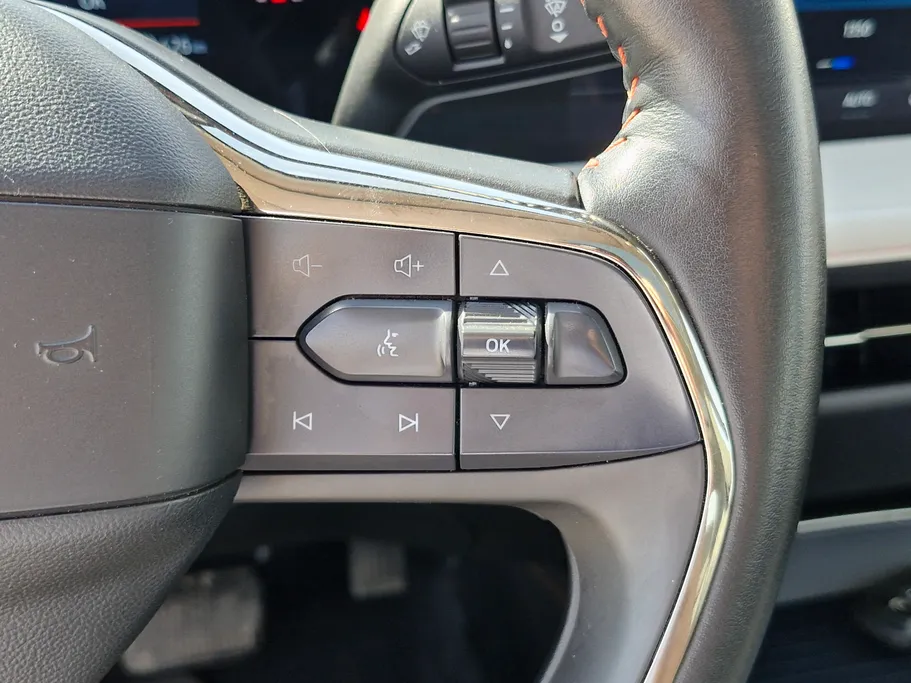 2023 Ford Taurus Titanium 