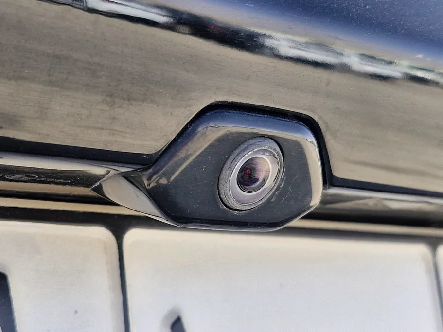 2023 Ford Taurus Titanium 
