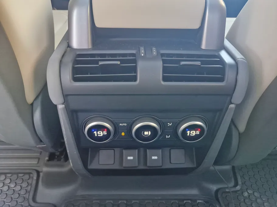 2023 Range Rover Defender 110