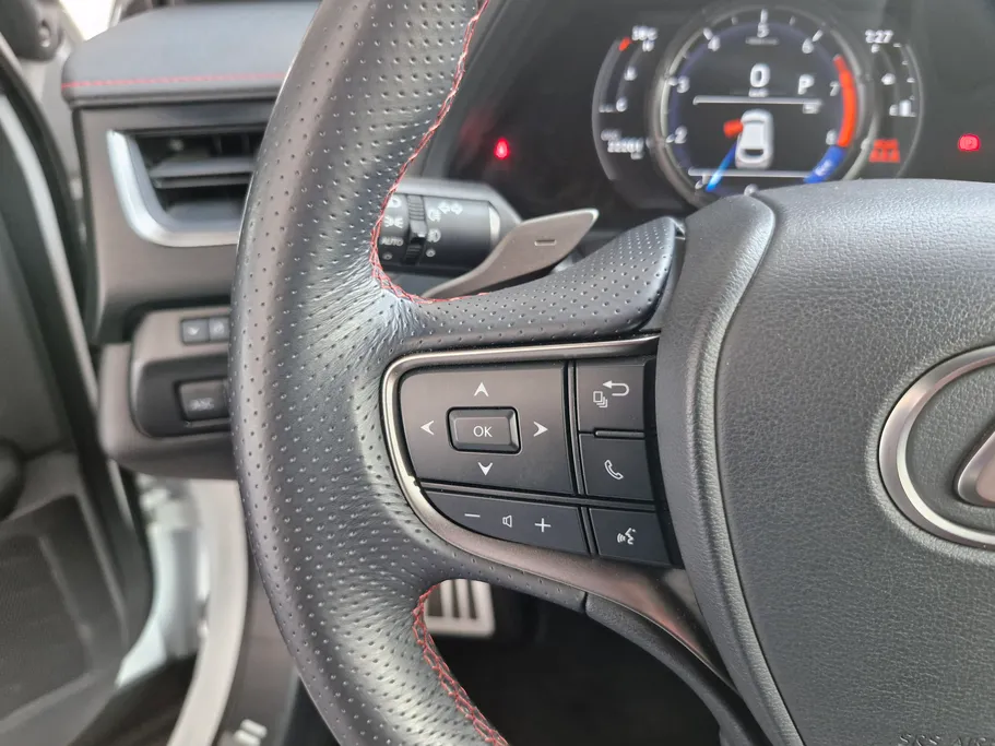 لكزس UX 200 F-Sport  2023 