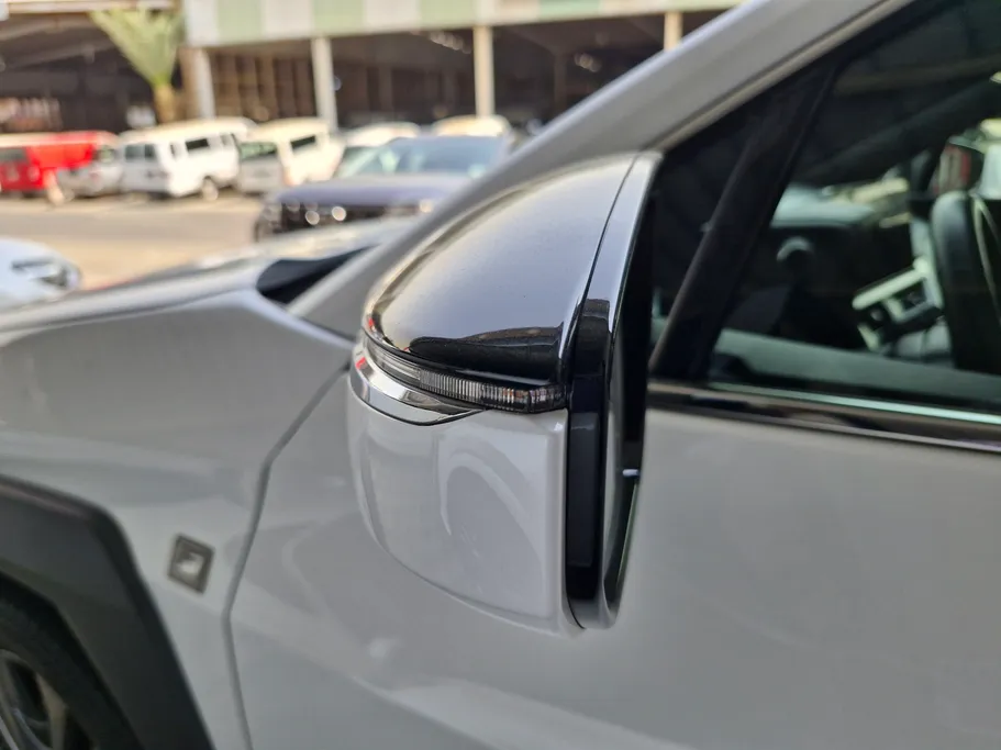 لكزس UX 200 F-Sport  2023 