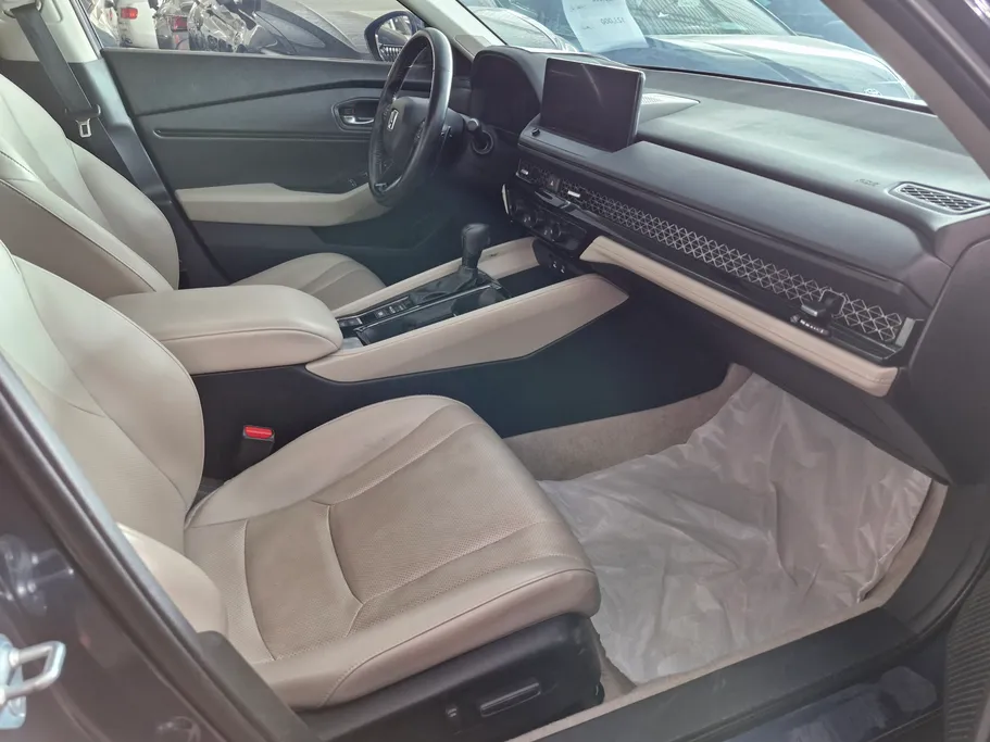 هوندا اكورد EX-L HEV 2024
