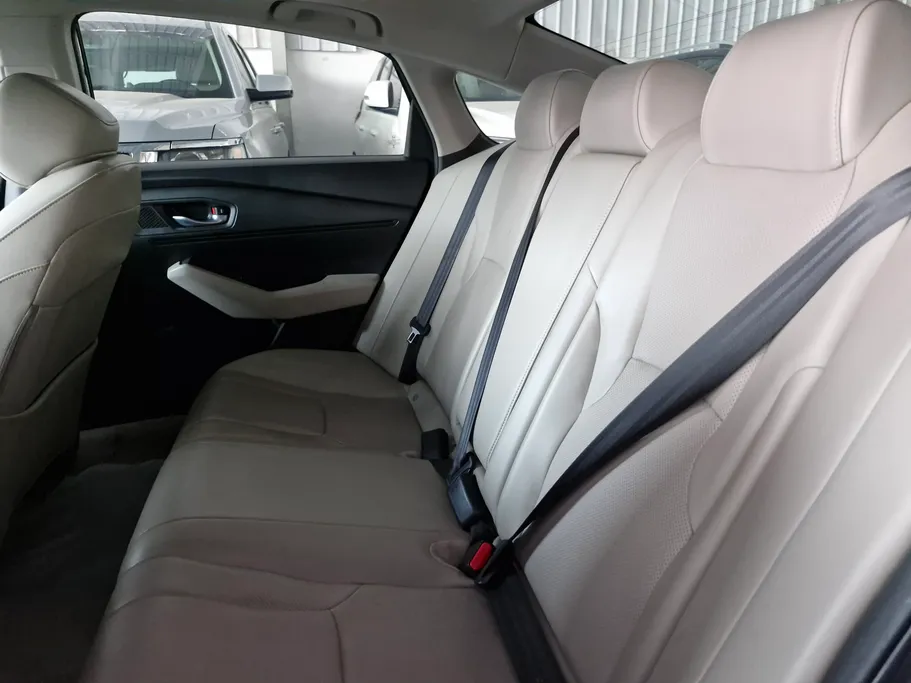 هوندا اكورد EX-L HEV 2024