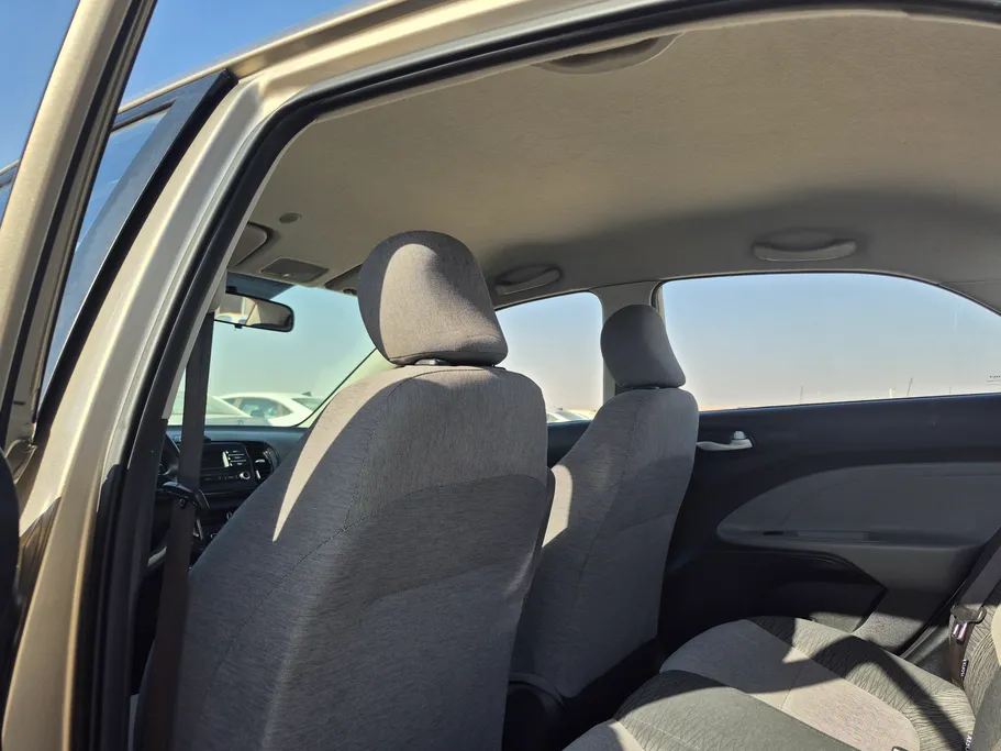 2023 Kia Pegas LX 