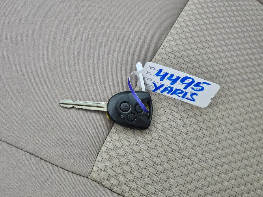 2023 Toyota Yaris  Y 