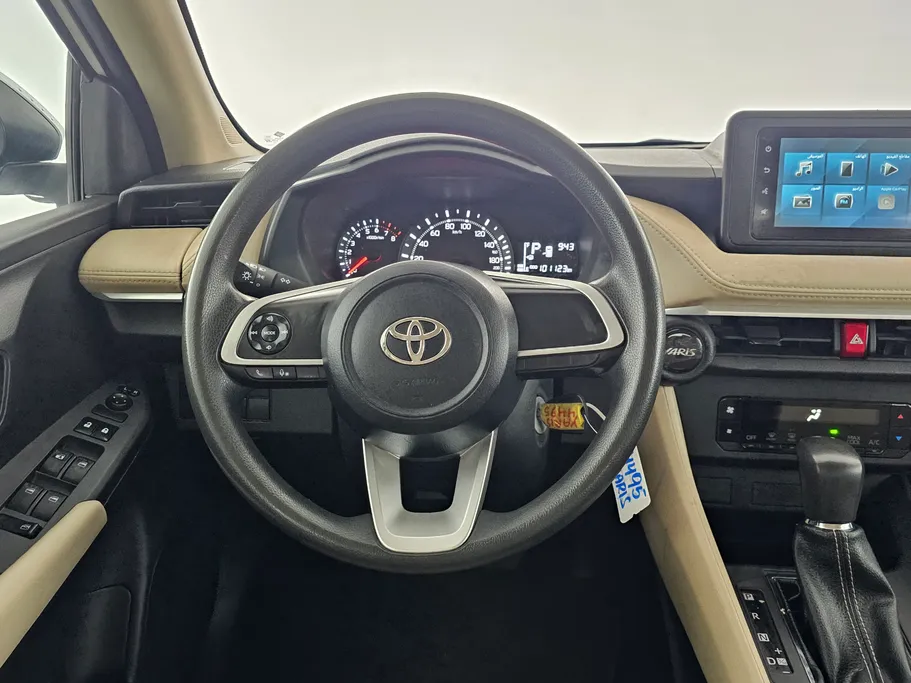 2023 Toyota Yaris  Y 