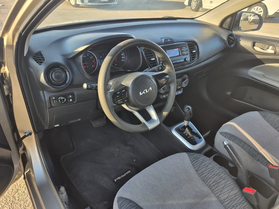2023 Kia Pegas LX 