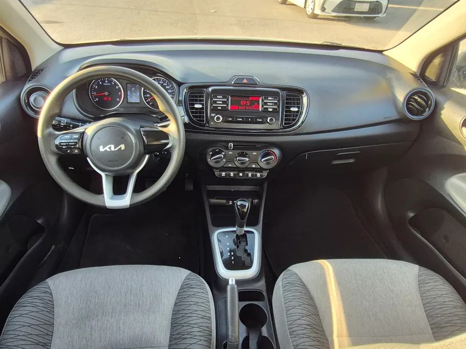 2023 Kia Pegas LX 